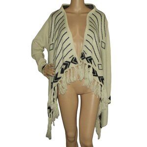 Bella Berry Cardigan Sweater Sz Small/Medium beige black geo Aztec print fringe